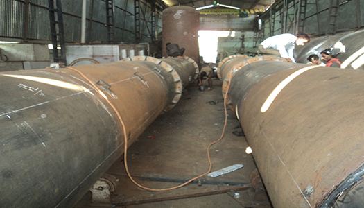 Industrial Distillation Equipment | column suppliers in Vadodara | distillation column manufacturers in Vadodara - Tara Engineering